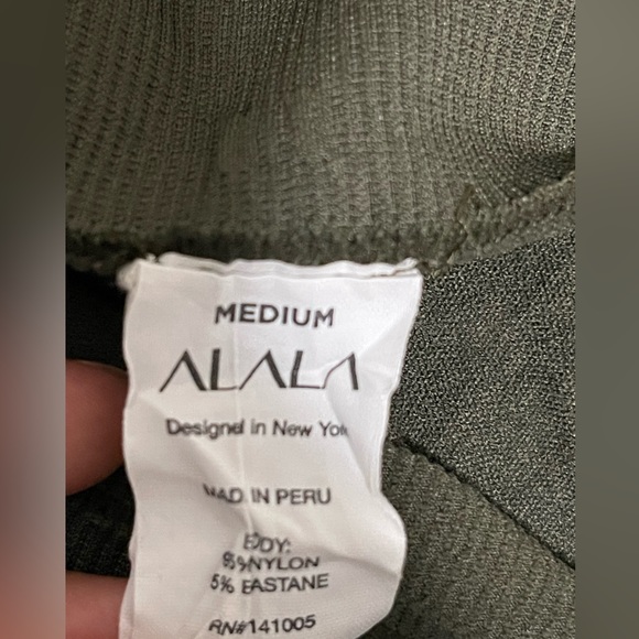 Alala Army Green Seamless Full Length Jersey Sports Tights Size Medium - Picture 7 of 9